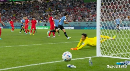 韩国2:1德国（韩国0-0乌拉圭！众人累趴，孙兴慜拉队友+摘面具，乌拉圭沮丧离场）